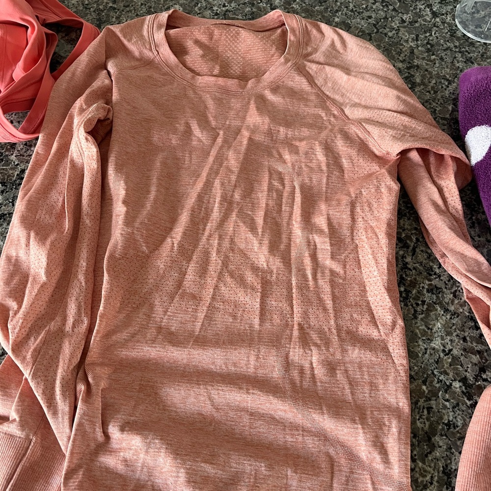 lululemon swiftly tech long sleeve shirt